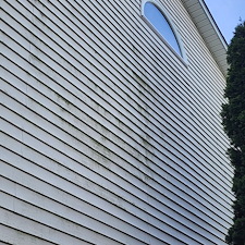 Hillsboro-Ohios-Premier-House-Washing-Company-Weathered-Woof-Xterior-Cleaning-LLC 1