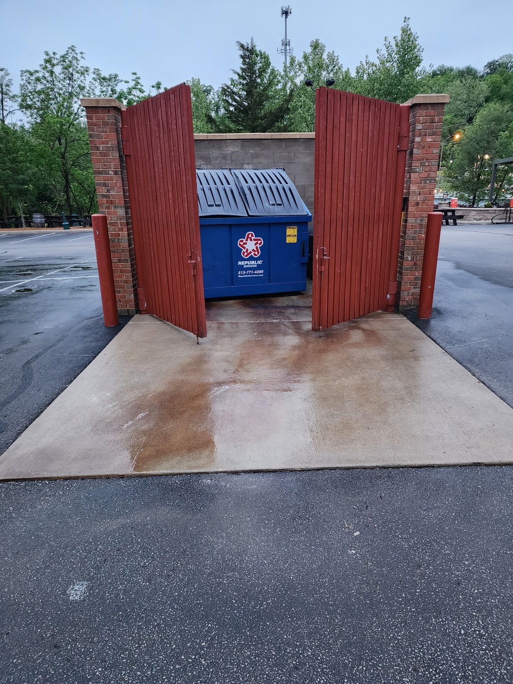 Quality commercial pressure washing in Milford Ohio