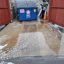 Quality-Dumpster-Enclosure-Cleaning-Cincinnati-Ohio 0