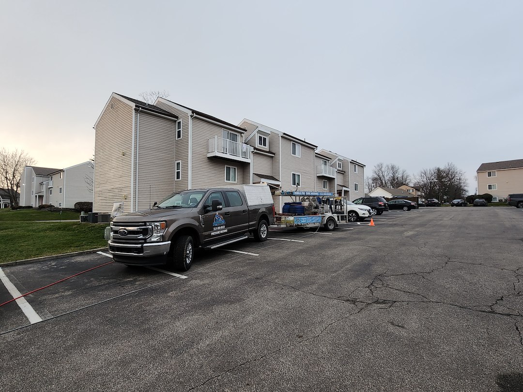Top Quality Apartment Washing in Cincinnati Ohio, Softwashing